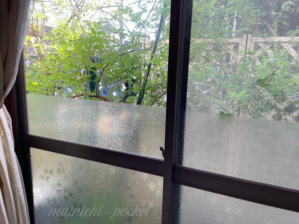 ガラスフィルムを貼った後の画像。貼る前と後の比較するために添付