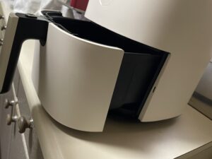 エアフライヤーを側面から見た画像